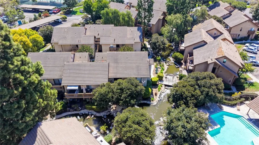 127 Lemon Irvine, CA 92618