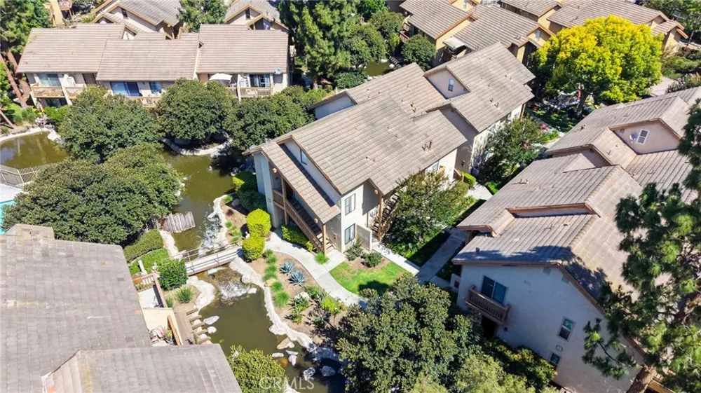 127 Lemon Irvine, CA 92618