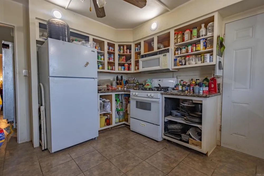 13765 Fremont Street Trona, CA 93562