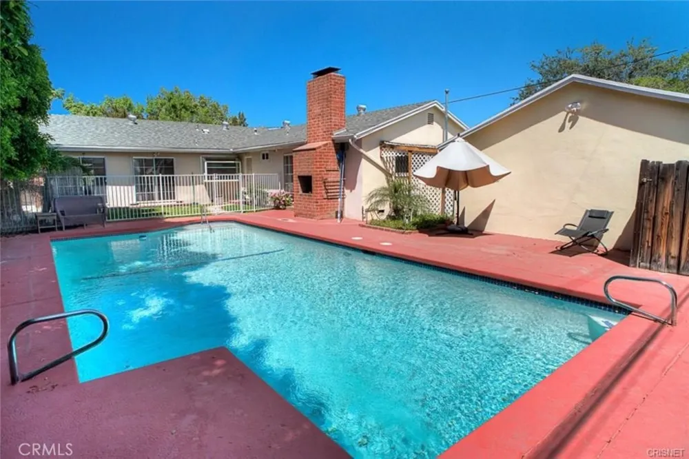 16816 Septo Street Granada Hills, CA 91343
