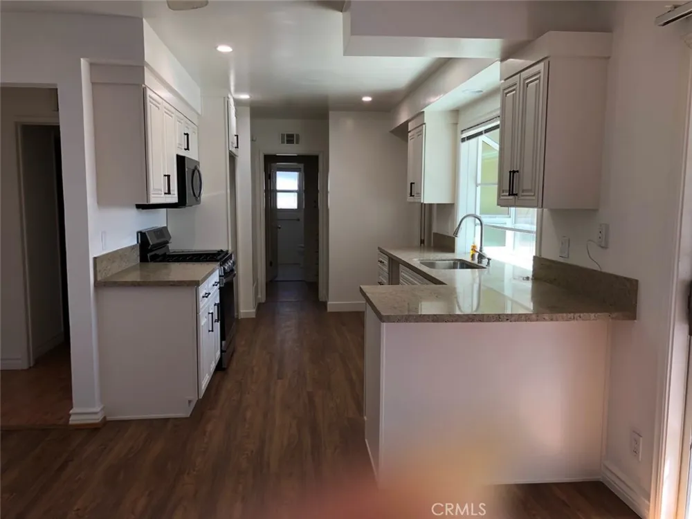 16816 Septo Street Granada Hills, CA 91343