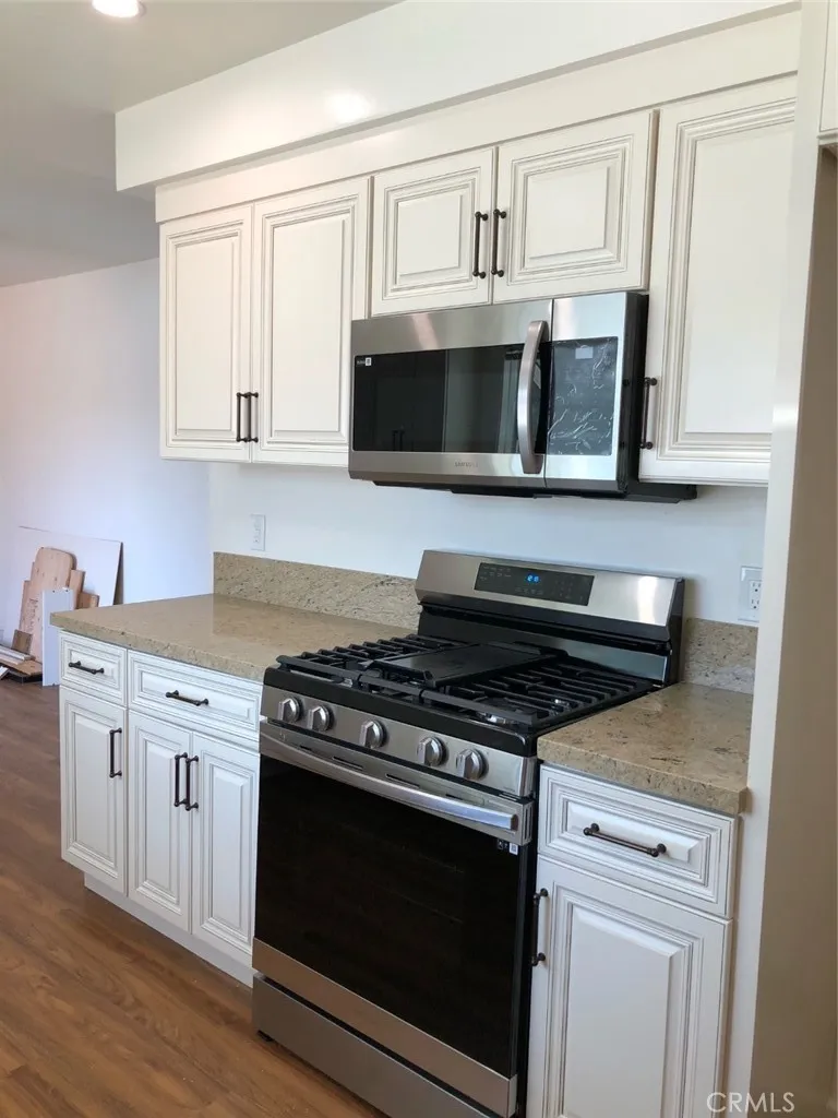16816 Septo Street Granada Hills, CA 91343