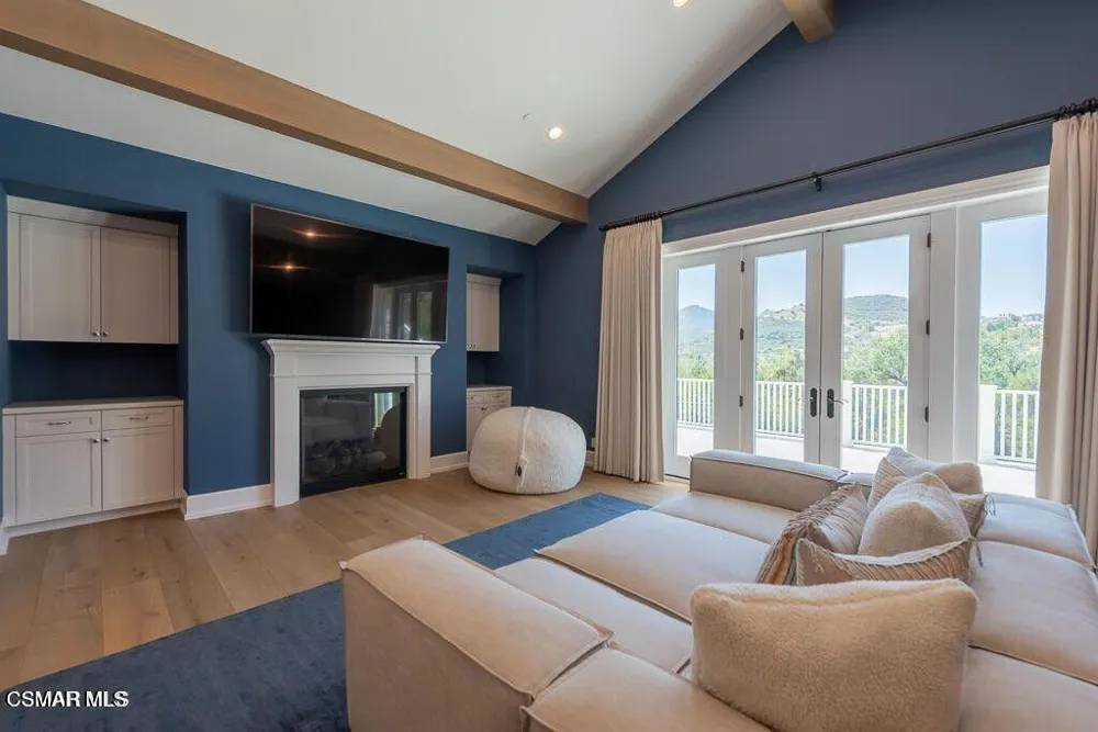 2969 Calbourne Lane Westlake Village, CA 91361