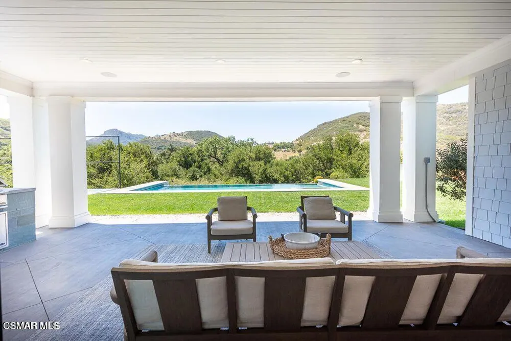 2969 Calbourne Lane Westlake Village, CA 91361