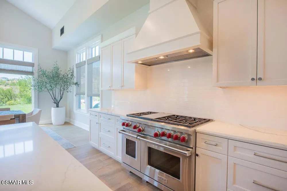 2969 Calbourne Lane Westlake Village, CA 91361