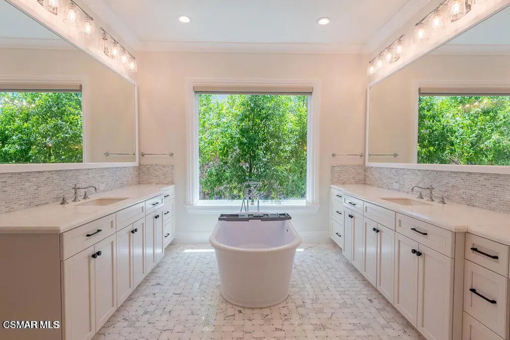 2969 Calbourne Lane Westlake Village, CA 91361