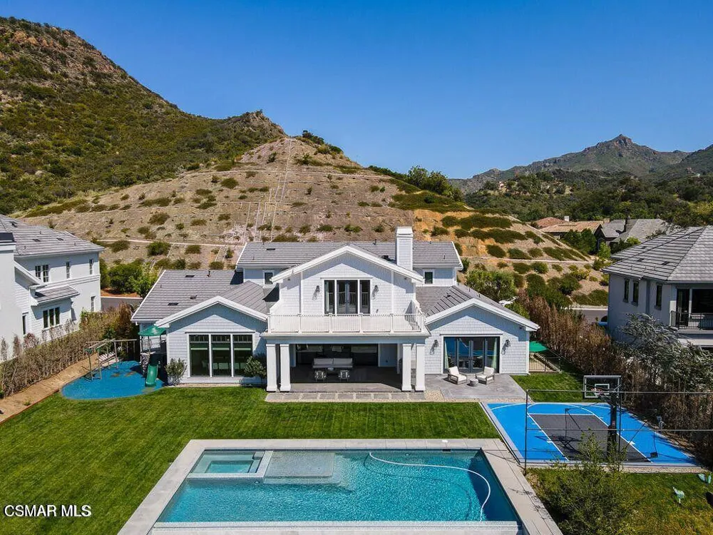 2969 Calbourne Lane Westlake Village, CA 91361