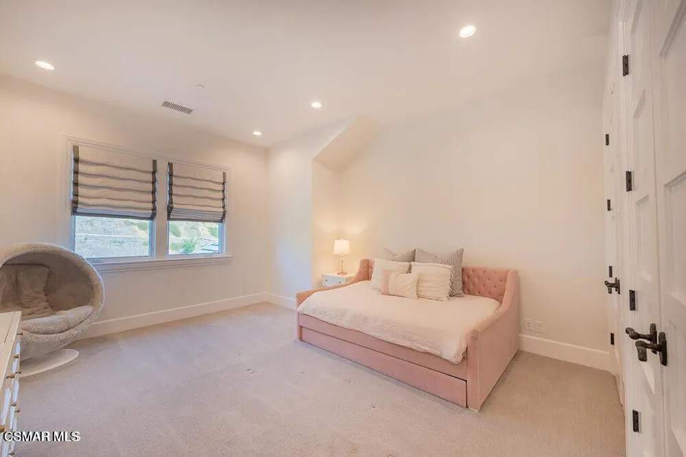 2969 Calbourne Lane Westlake Village, CA 91361