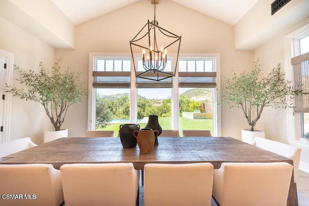 2969 Calbourne Lane Westlake Village, CA 91361