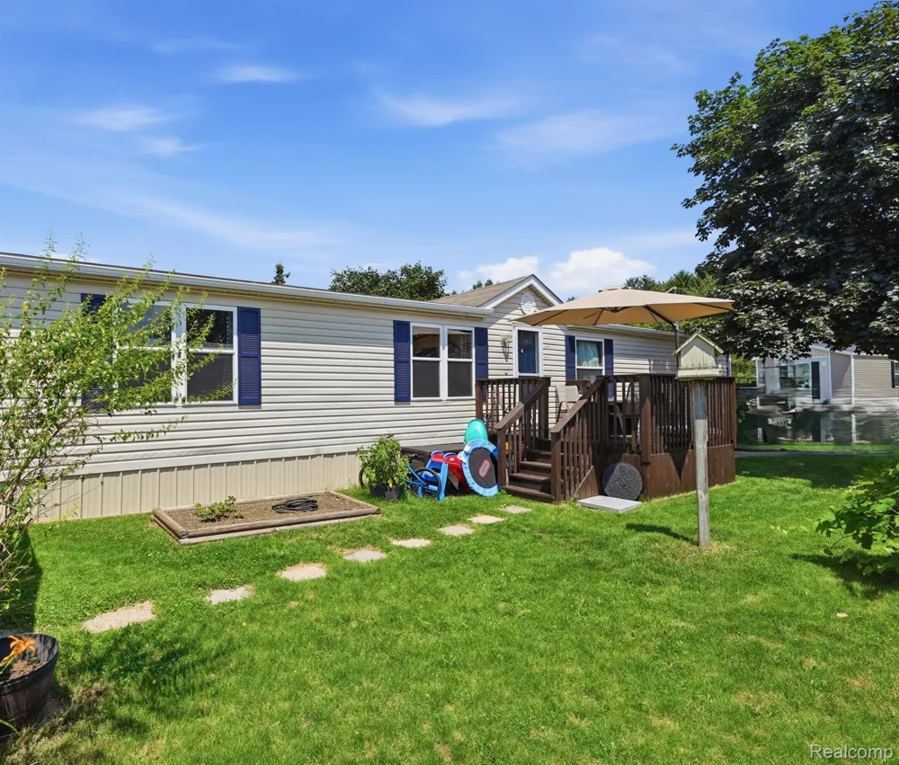 4634 Butternut Street Clarkston City, MI 48348