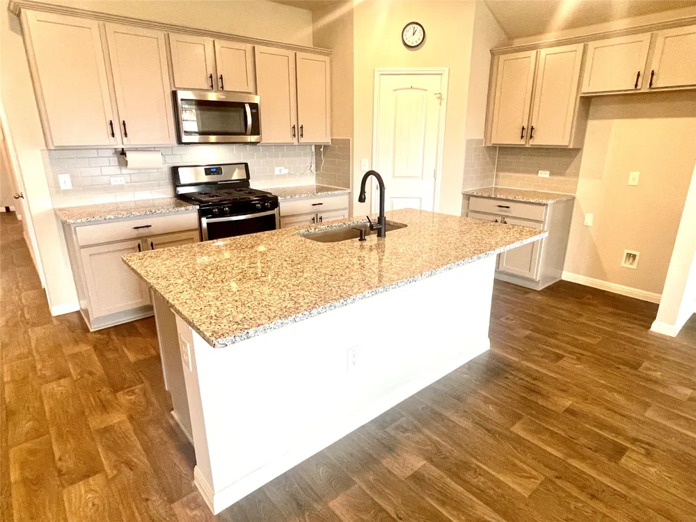 19616 Ann Richards Avenue Manor, TX 78653