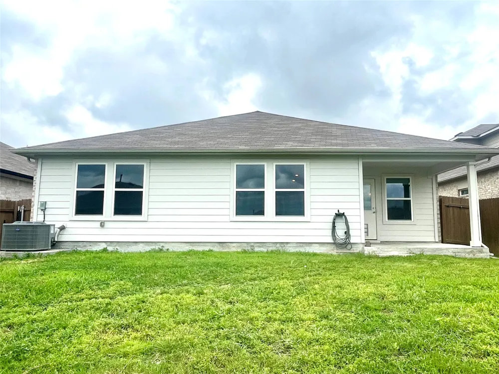 19616 Ann Richards Avenue Manor, TX 78653