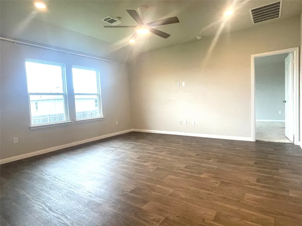 19616 Ann Richards Avenue Manor, TX 78653