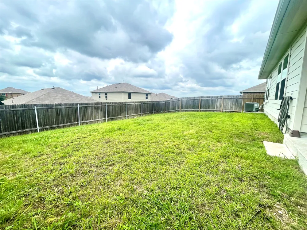 19616 Ann Richards Avenue Manor, TX 78653