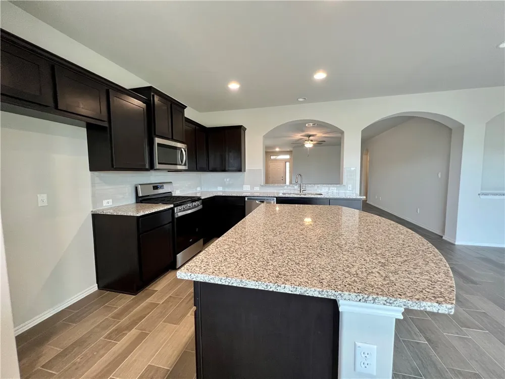 326 Blue Oak Boulevard San Marcos, TX 78666