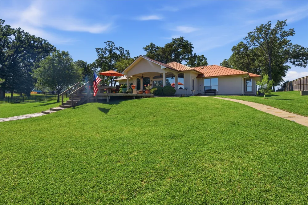 2547 Groves Drive Tool, TX 75143