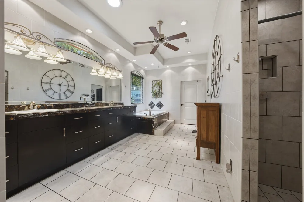 2547 Groves Drive Tool, TX 75143