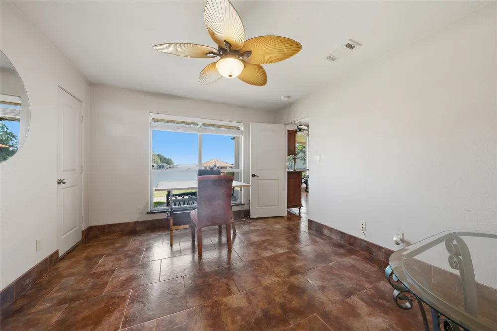2547 Groves Drive Tool, TX 75143
