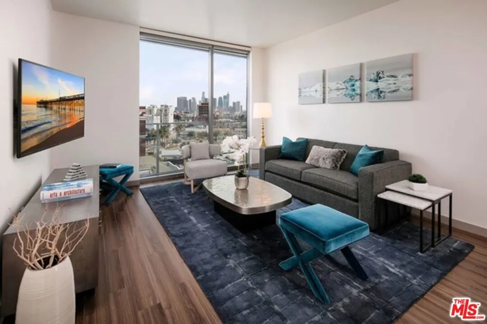 3033 Wilshire Avenue #507 Los Angeles, CA 90010