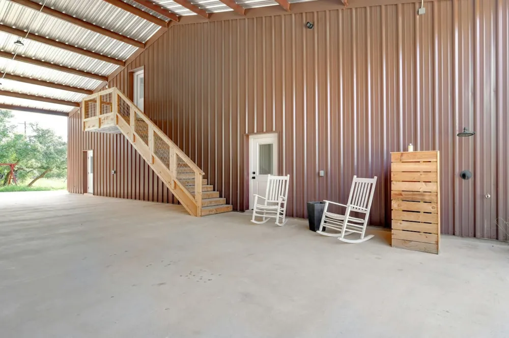 8952 Ranch Rd 165 Blanco, TX 78606