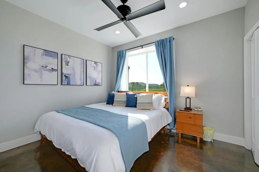 8952 Ranch Rd 165 Blanco, TX 78606