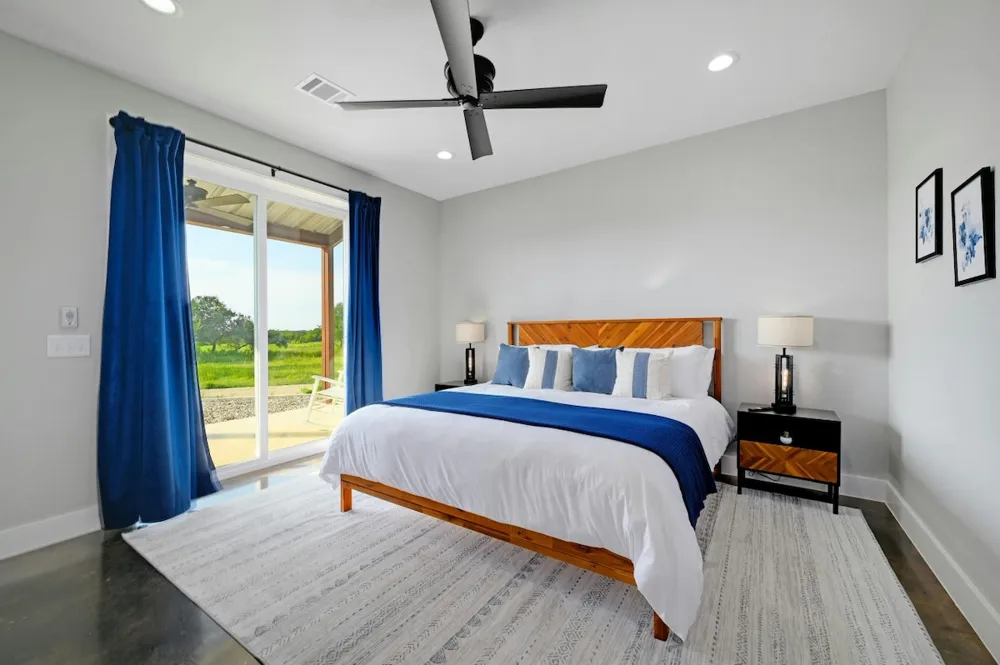 8952 Ranch Rd 165 Blanco, TX 78606