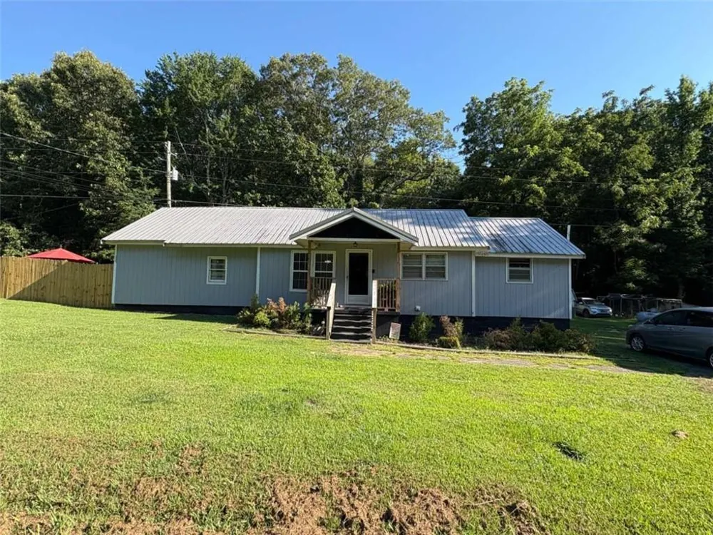 1049 Prior Station Road Cedartown, GA 30125