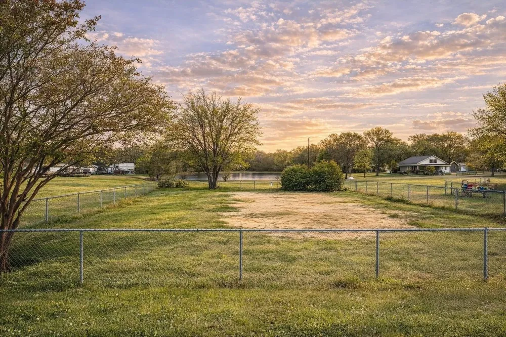 381 Cheyenne Quitman, TX 75783