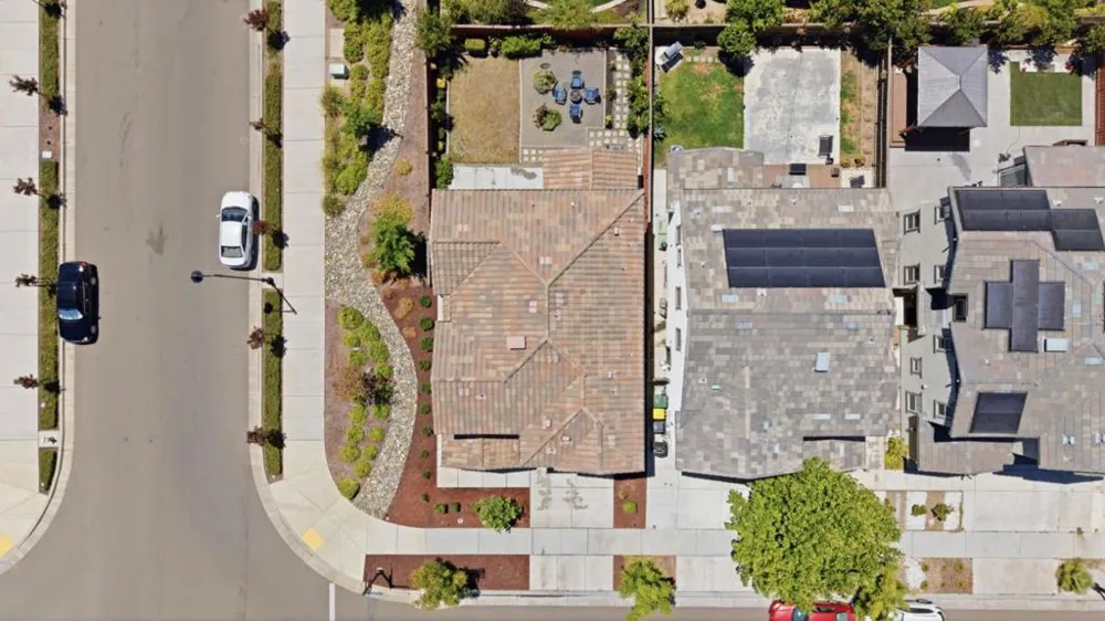 1702 Plumas Drive Lathrop, CA 95330