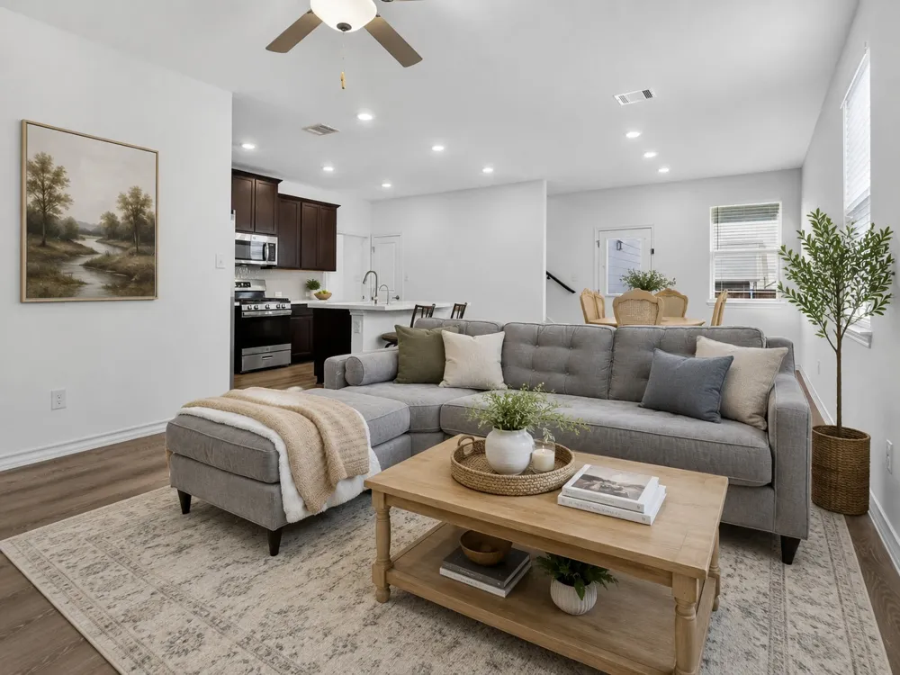 116 Gracie Way Hutto, TX 78634