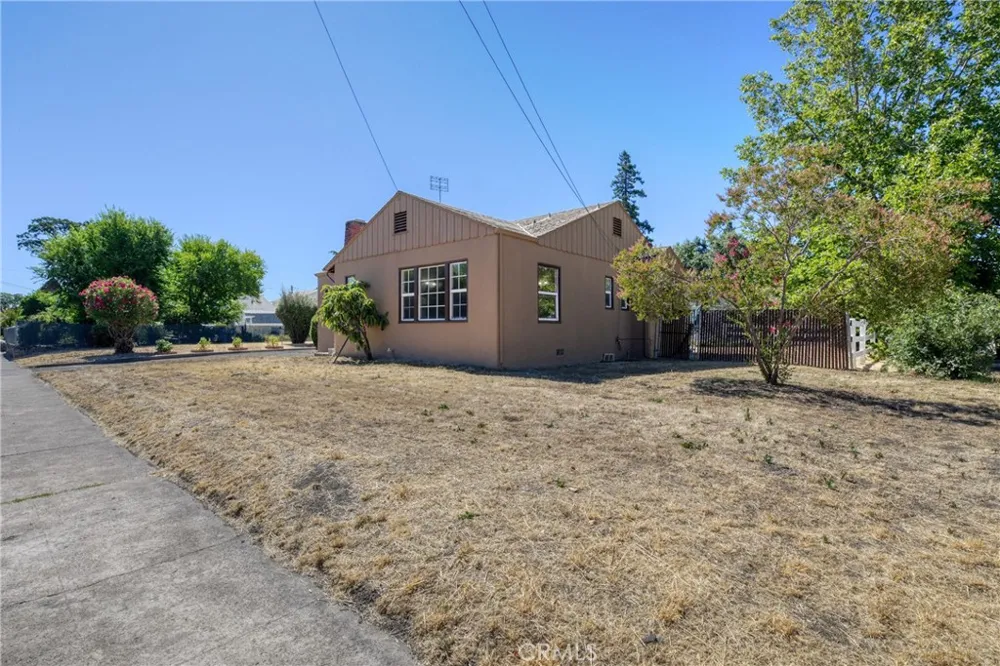 295 Clearlake Avenue Lakeport, CA 95453
