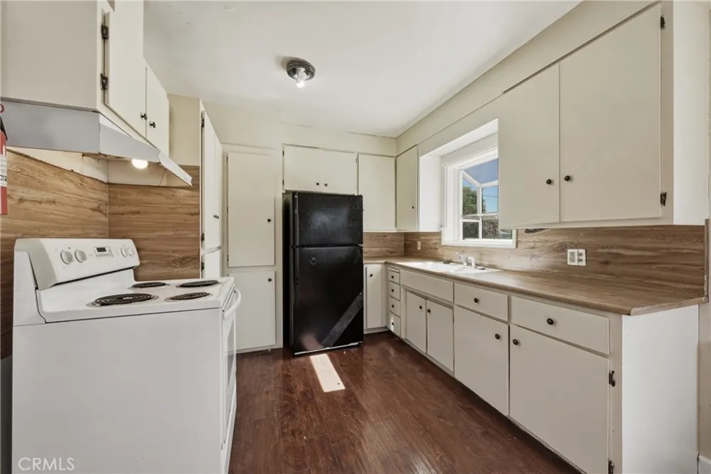 295 Clearlake Avenue Lakeport, CA 95453