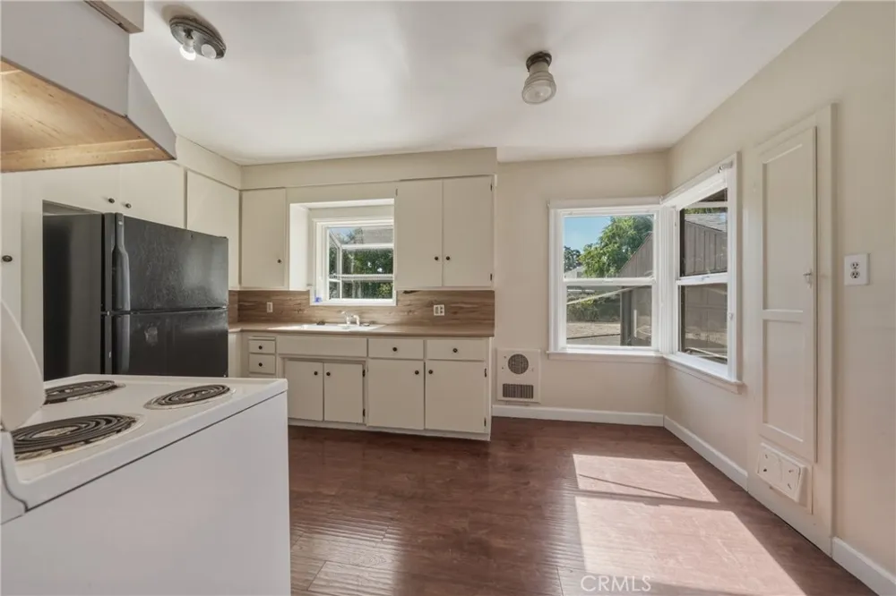 295 Clearlake Avenue Lakeport, CA 95453