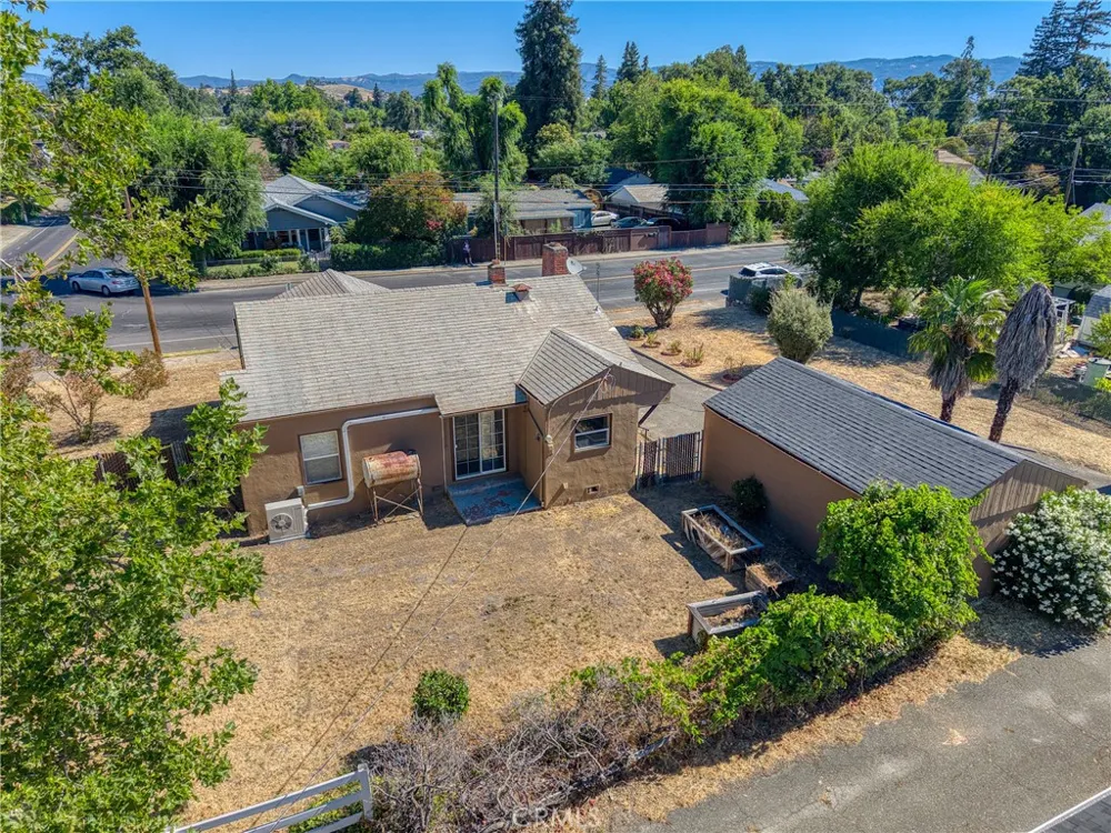 295 Clearlake Avenue Lakeport, CA 95453