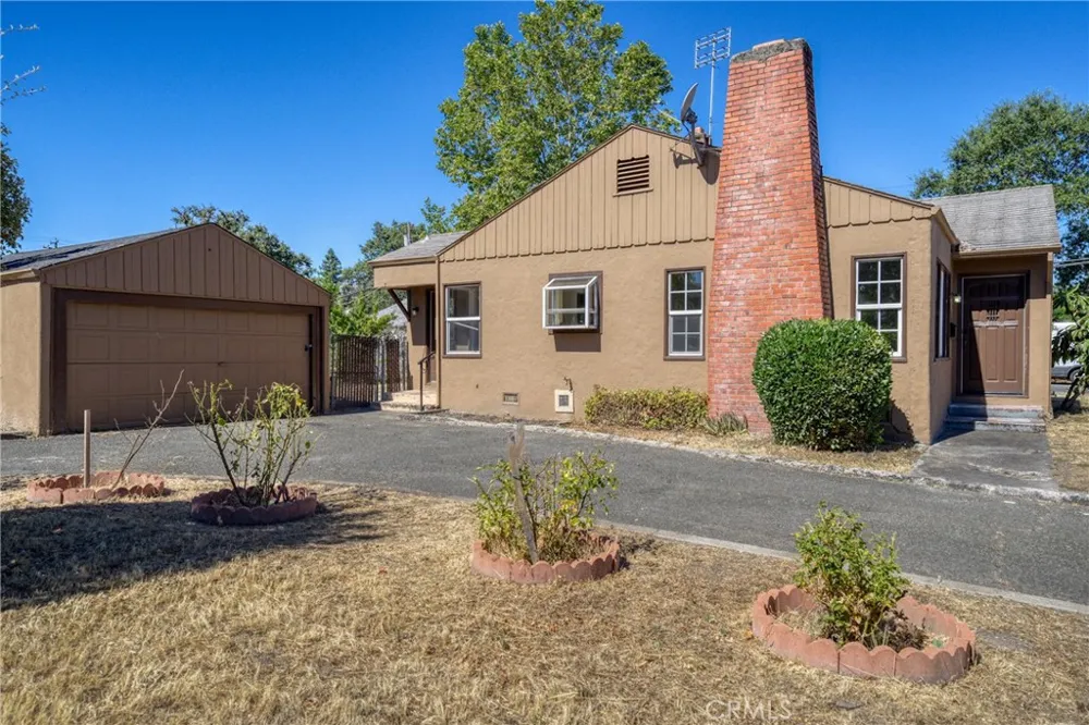 295 Clearlake Avenue Lakeport, CA 95453