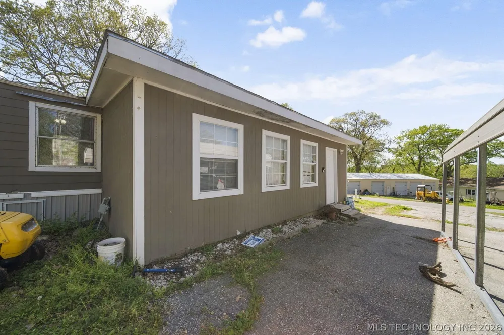 24501 S 610 LANE Grove, OK 74344