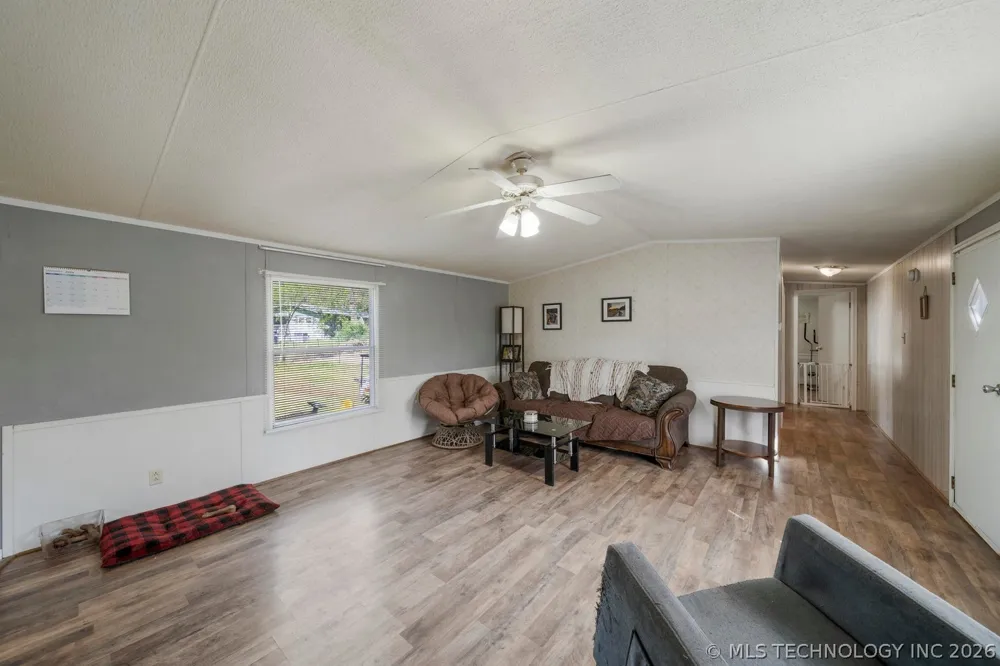 24501 S 610 LANE Grove, OK 74344