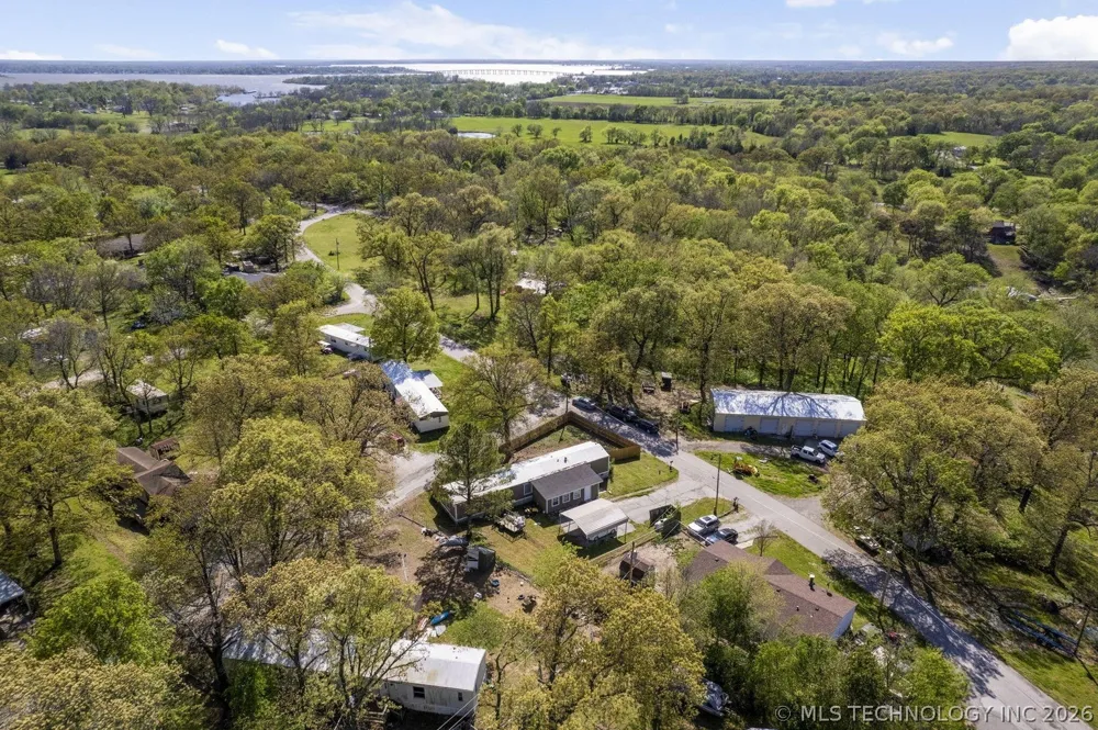 24501 S 610 LANE Grove, OK 74344