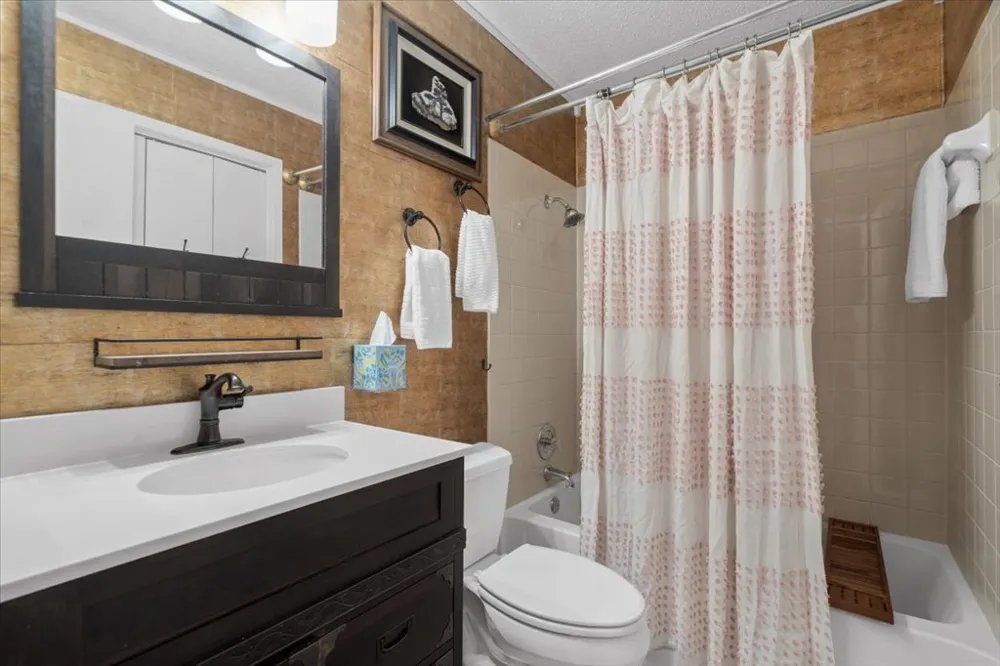 1015 E Yager Lane #161 Austin, TX 78753