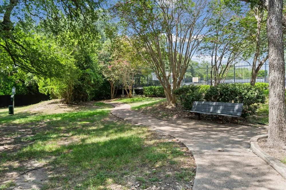 1015 E Yager Lane #161 Austin, TX 78753