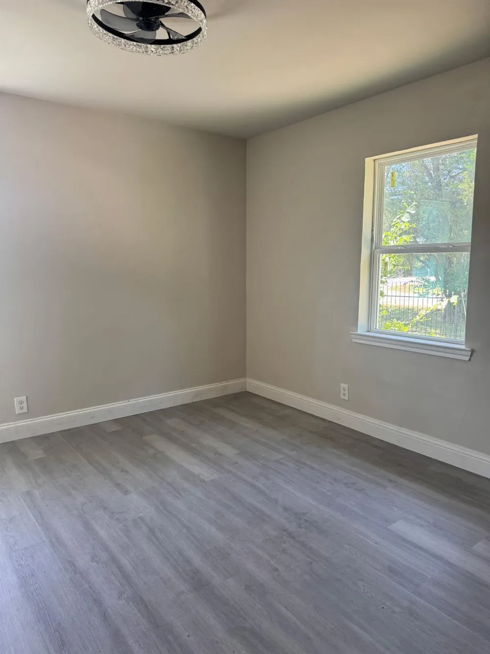11321 Harvest Road Balch Springs, TX 75180