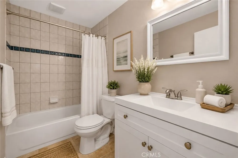 6018 Andalusia Jurupa Valley, CA 92509