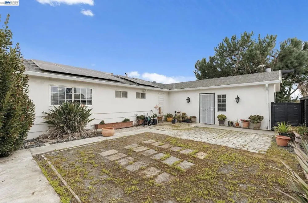 15940 Warfield Rd Lathrop, CA 95330