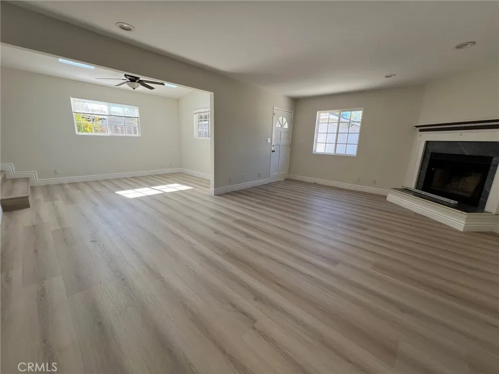 6653 Quakertown Winnetka, CA 91306