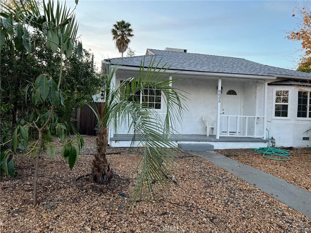 6653 Quakertown Winnetka, CA 91306