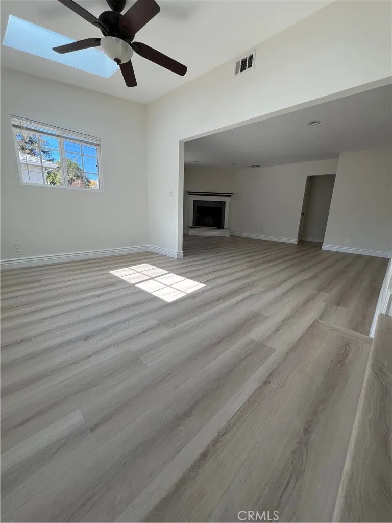 6653 Quakertown Winnetka, CA 91306