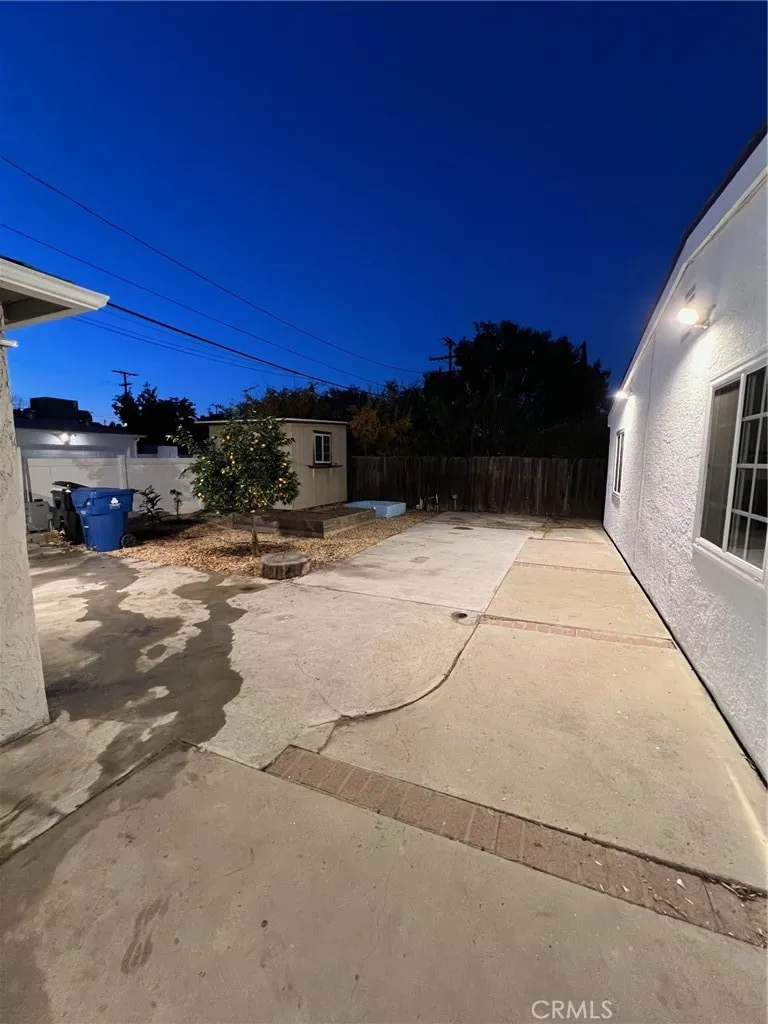 6653 Quakertown Winnetka, CA 91306