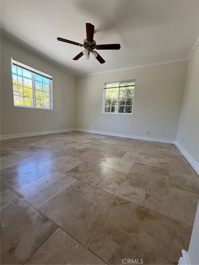 6653 Quakertown Winnetka, CA 91306