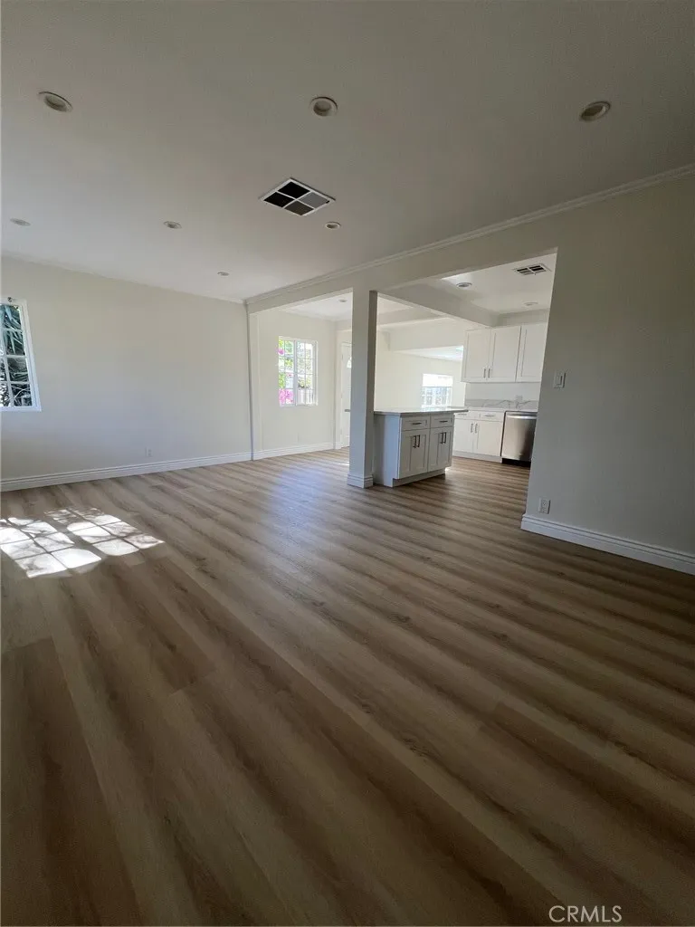 6653 Quakertown Winnetka, CA 91306
