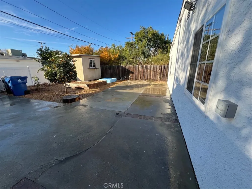 6653 Quakertown Winnetka, CA 91306